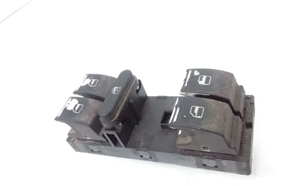 Volkswagen Golf V Electric window control switch 1K4959857