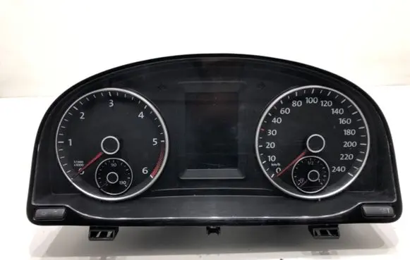 Volkswagen Caddy Speedometer (instrument cluster) 2K5920866C
