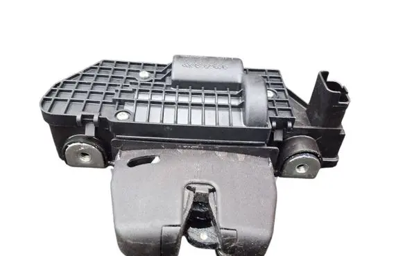 Opel Mokka B Tailgate lock latch 9151487499H