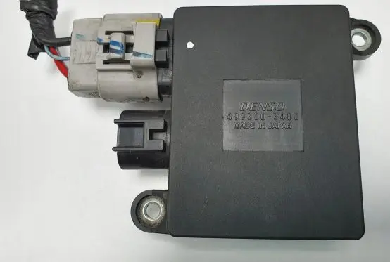 Mazda CX-7 Coolant fan relay 499300-3400