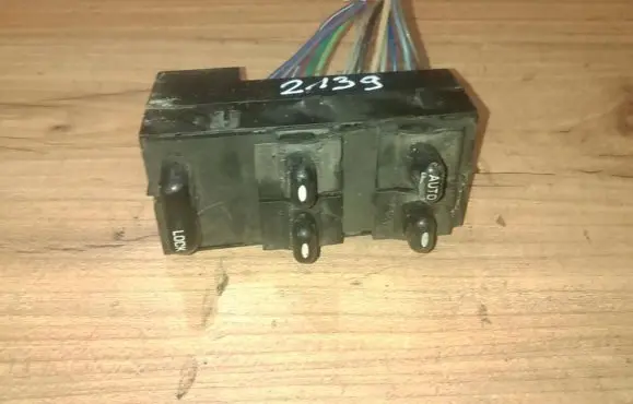 Mazda 323 F Electric window control switch