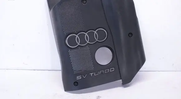 Engine cover (trim)