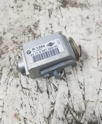 BMW 1 E81 E87 Air conditioning (A/C) expansion valve 64116981