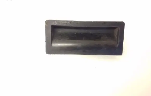 Audi Q3 8U Tailgate glass/window release handle 5N0827566