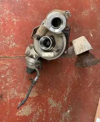 Volkswagen Golf VI Turbo 3L253016T
