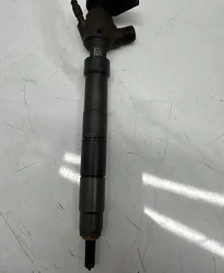 Audi A3 S3 8V Fuel injector 04L130277AN