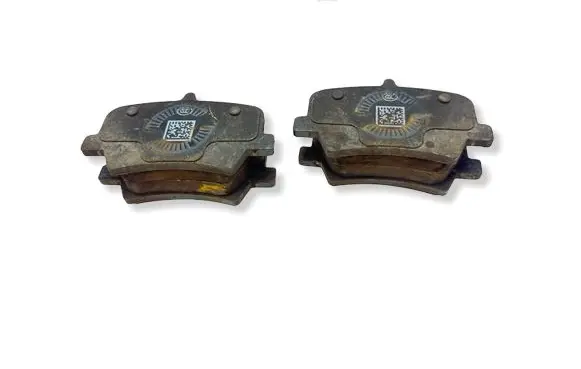 Volvo XC40 Brake pads (rear) 