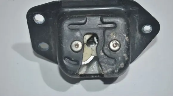 Nissan Tiida C11 Tailgate/trunk/boot lock/catch/latch