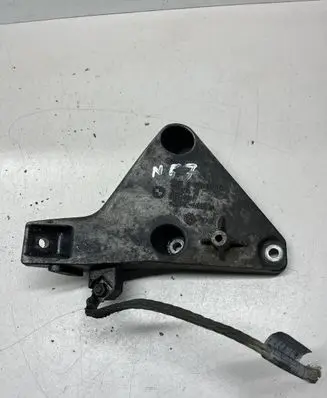 BMW 5 F10 F11 Engine mounting bracket 6786691 ENAC46000 13807410