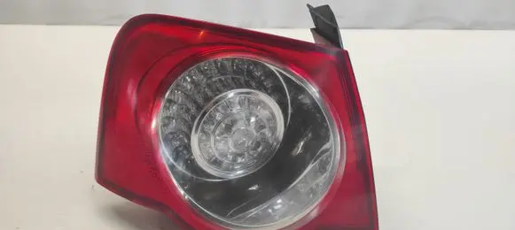 Volkswagen PASSAT B6 Rear/tail lights 3C5945095C
