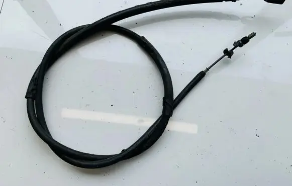 Handbrake/parking brake wiring cable