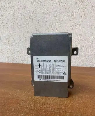 Mercedes-Benz E C207 W207 Airbag control unit/module A2079011700 869