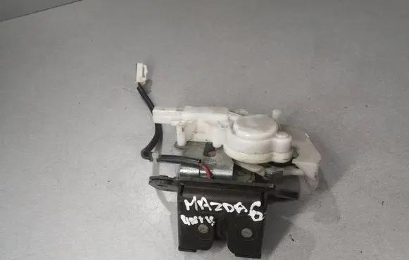Mazda 6 Loading door lock 