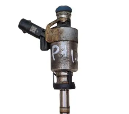Volkswagen PASSAT B7 Fuel injector 06H906036H