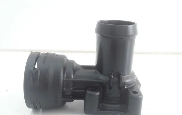 Mercedes-Benz C W204 Engine coolant pipe/hose A2712030164