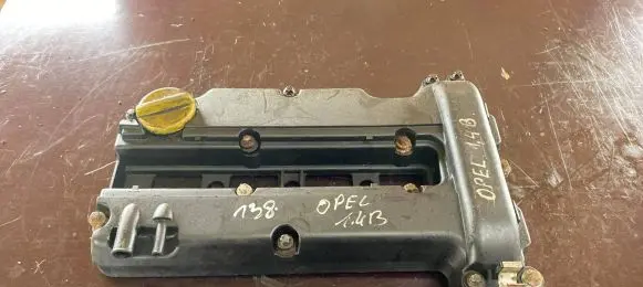 Opel Corsa D Rocker cam cover 55351461 E531002