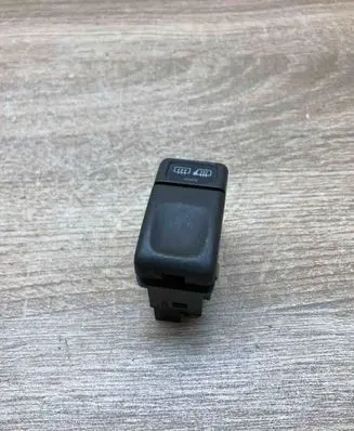 Volvo S70 V70 V70 XC Mirror heating switch 9162952