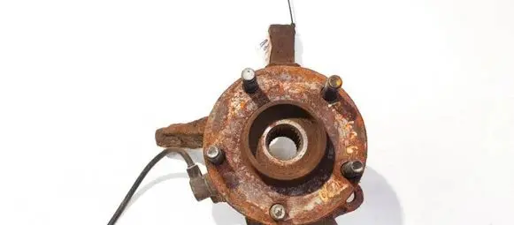 Nissan Almera Tino Front wheel hub