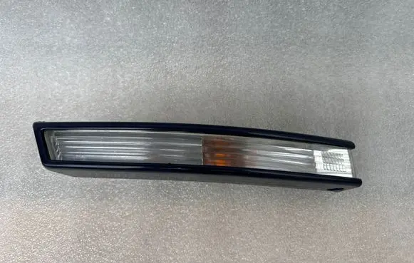 Front indicator light