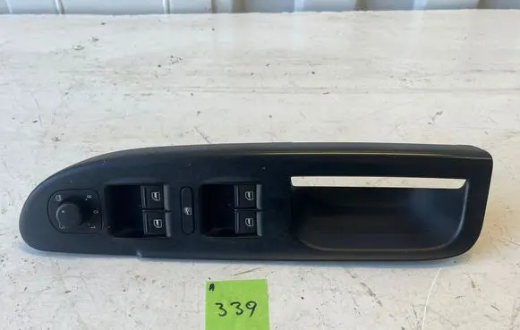 Volkswagen PASSAT B6 Electric window control switch 3C1867171B