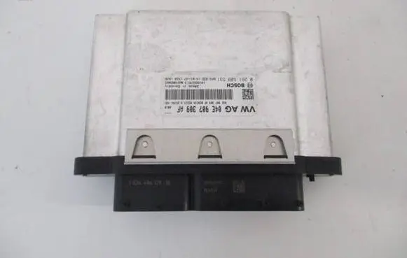 Skoda Fabia Mk3 (NJ) Engine control unit/module 04E907309AF