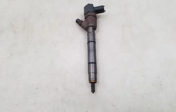 KIA Ceed Fuel injector 338002A900