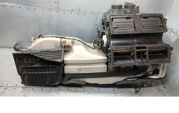 Volvo XC70 Interior heater climate box assembly 08693260