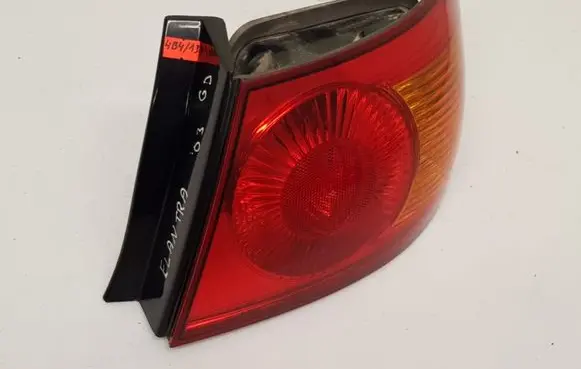 Hyundai Elantra Rear/tail lights