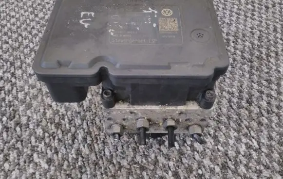Volkswagen Transporter - Caravelle T5 ABS Pump 508906001CE