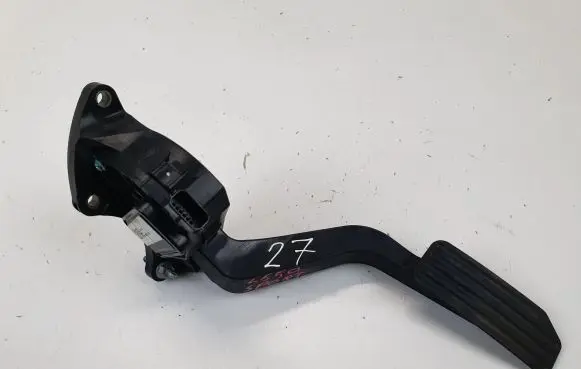Land Rover Discovery Sport Accelerator throttle pedal FK729F838BB