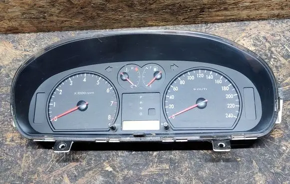 KIA Magentis Speedometer (instrument cluster) 940033C495