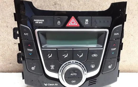 Hyundai i30 Climate control unit 97250A6500