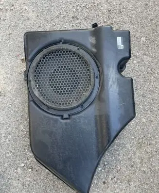 Dodge Nitro Subwoofer speaker 05091021AD