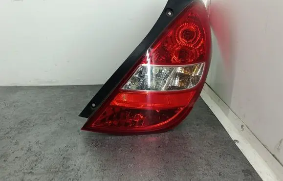 Hyundai i20 (PB PBT) Rear/tail lights 924024P000
