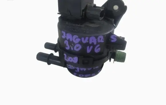 Jaguar S-Type Valve vacuum XW4E-9C915-AB