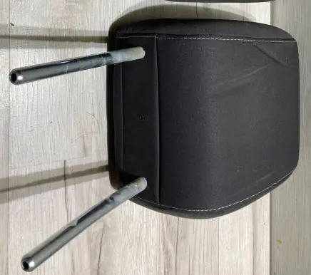 Ford Fiesta Front seat headrest 