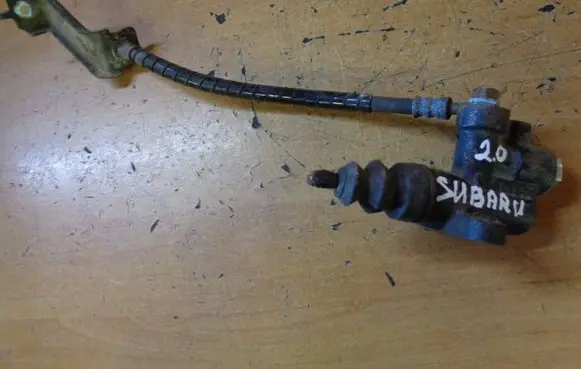 Subaru Legacy Clutch slave cylinder 