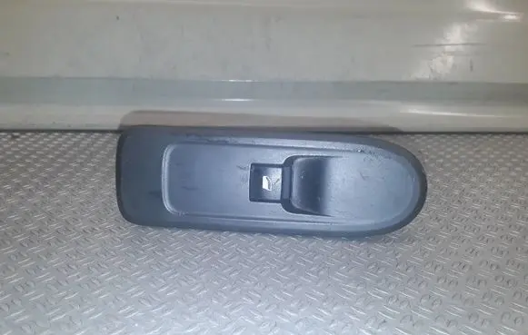Peugeot 308 Electric window control switch 96565184XT
