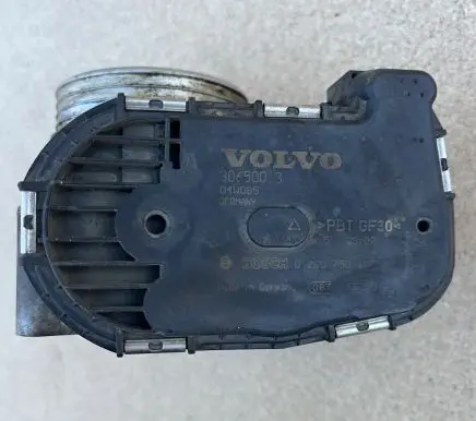Volvo XC90 Throttle valve 30650013
