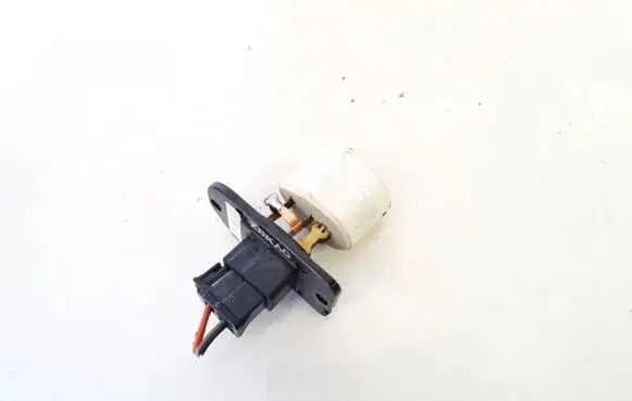 Hyundai Trajet Coolant fan relay 