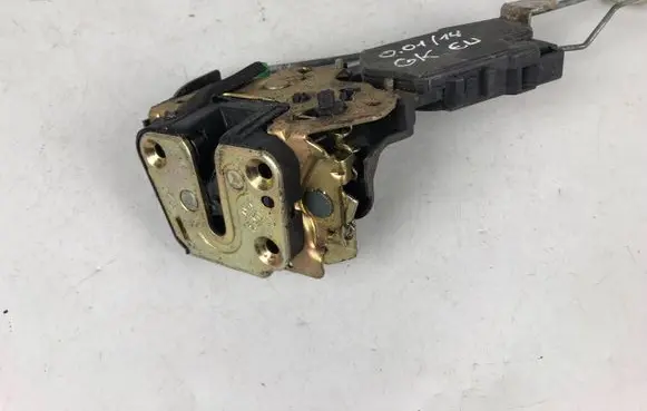 Subaru Outback Rear door lock 61035AE010 61035AE011