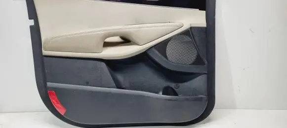 KIA Sorento Front door card panel trim 82313C5000 82231C5000
