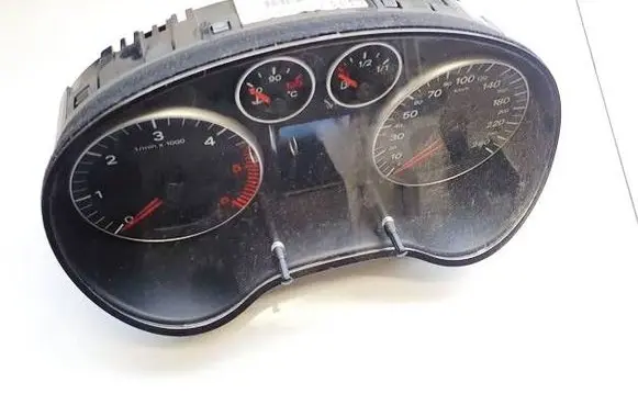 Audi A3 S3 8P Speedometer (instrument cluster) 8P0920930F