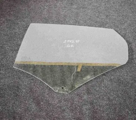 Volvo V40 Rear door window glass 43R00048
