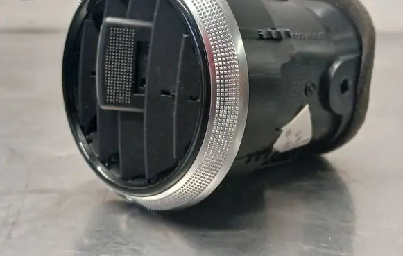 Audi A3 S3 8P Dash center air vent grill 8P0820901F