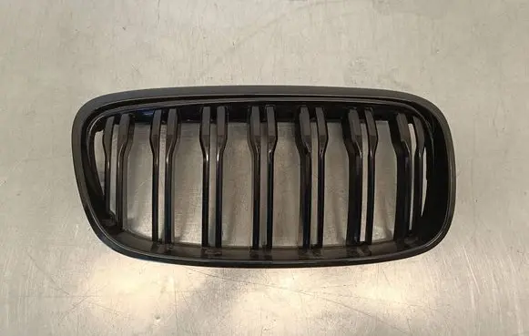 BMW 2 F46 Front grill 