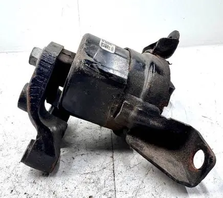 Ford Fusion II Engine mount bracket DG936F012AD