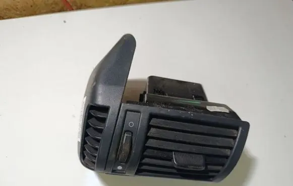 Fiat Stilo Dash center air vent grill LS348201