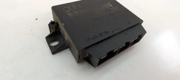 Audi A3 S3 8P Parking PDC control unit/module 8P0919283A