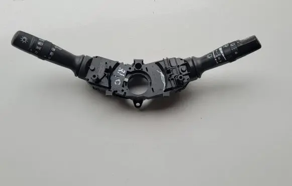KIA Rio Indicator stalk 202008910